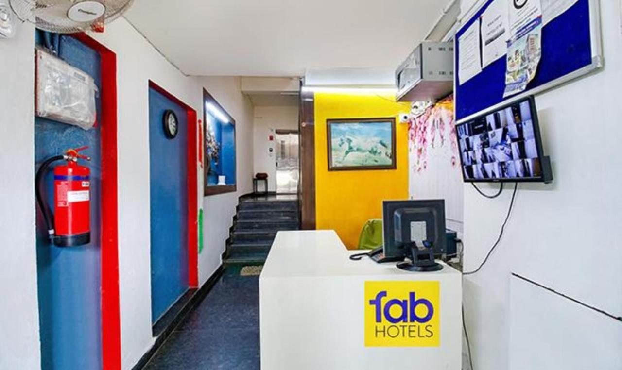 בהופאל Fabexpress Saket Inn מראה חיצוני תמונה